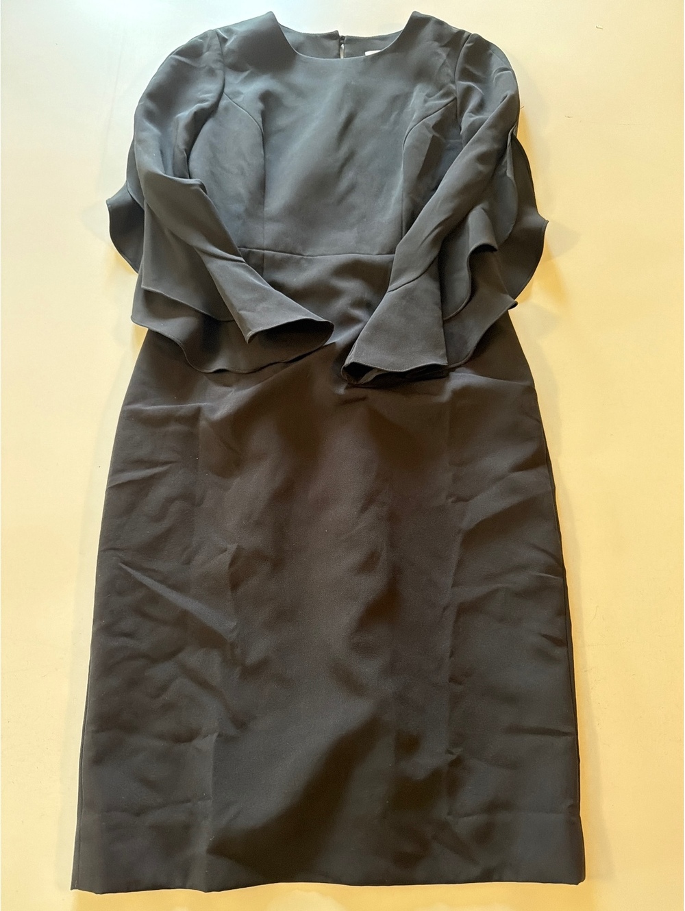 Milly Black Bell Sleeve Sheath Dress Size 4 Made in USA Italian Fabric Career